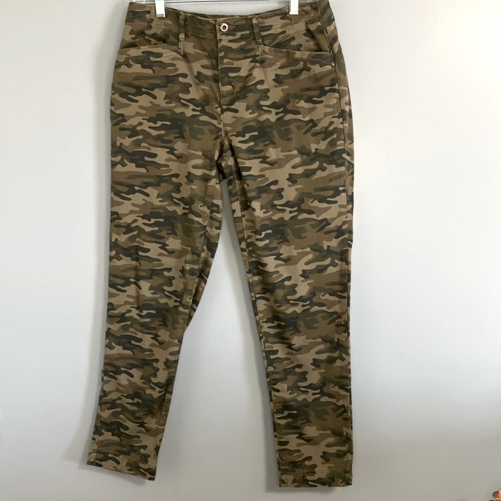 Orvis Camo Camouflage Taper Ankle Pants 10